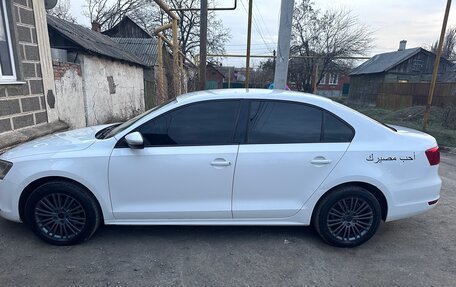 Volkswagen Jetta VI, 2013 год, 1 250 000 рублей, 12 фотография