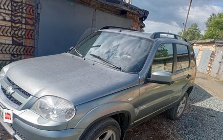 Chevrolet Niva I рестайлинг, 2012 год, 430 000 рублей, 1 фотография