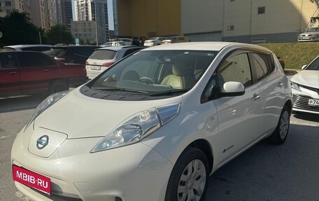 Nissan Leaf I, 2014 год, 900 000 рублей, 1 фотография