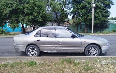 Mitsubishi Galant VIII, 1995 год, 125 000 рублей, 2 фотография