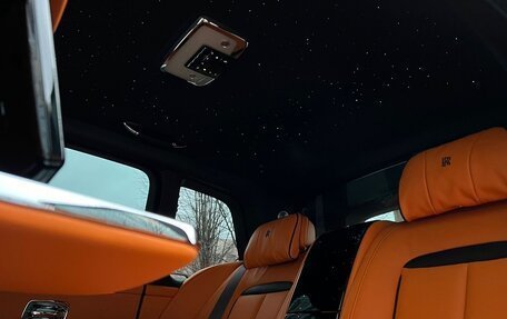 Rolls-Royce Cullinan, 2023 год, 49 500 000 рублей, 23 фотография