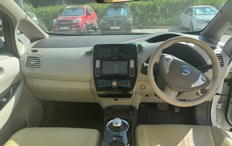 Nissan Leaf I, 2014 год, 900 000 рублей, 9 фотография