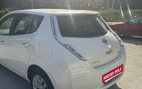 Nissan Leaf I, 2014 год, 900 000 рублей, 4 фотография