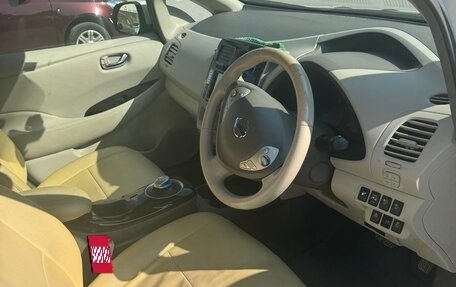 Nissan Leaf I, 2014 год, 900 000 рублей, 11 фотография