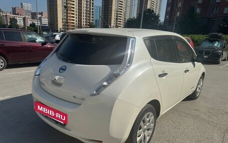 Nissan Leaf I, 2014 год, 900 000 рублей, 12 фотография