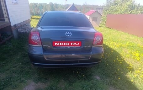 Toyota Avensis III рестайлинг, 2006 год, 826 000 рублей, 14 фотография