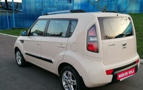 KIA Soul I рестайлинг, 2011 год, 999 000 рублей, 4 фотография