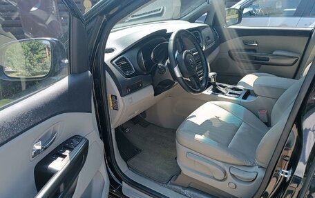 KIA Carnival III, 2019 год, 2 850 000 рублей, 17 фотография