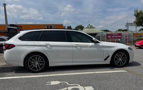 BMW 5 серия, 2022 год, 3 900 000 рублей, 5 фотография