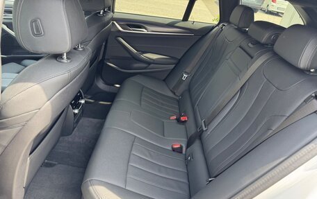 BMW 5 серия, 2022 год, 3 900 000 рублей, 13 фотография