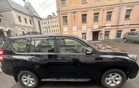 Toyota Land Cruiser Prado 150 рестайлинг 2, 2016 год, 4 100 000 рублей, 12 фотография