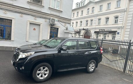 Toyota Land Cruiser Prado 150 рестайлинг 2, 2016 год, 4 100 000 рублей, 4 фотография