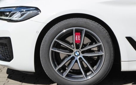 BMW 5 серия, 2022 год, 4 000 000 рублей, 8 фотография