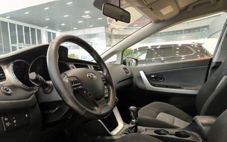 KIA cee'd III, 2014 год, 999 000 рублей, 20 фотография