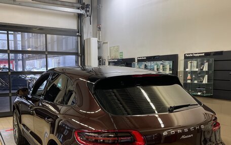Porsche Macan I рестайлинг, 2016 год, 3 990 000 рублей, 4 фотография