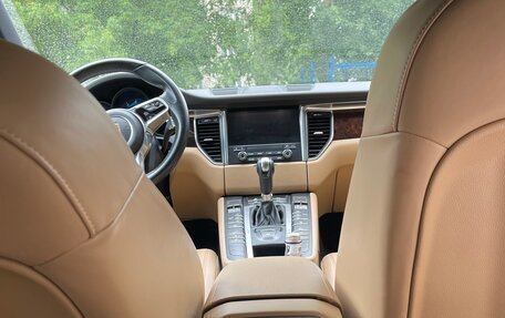 Porsche Macan I рестайлинг, 2016 год, 3 990 000 рублей, 15 фотография