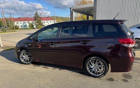 Toyota Wish II, 2012 год, 1 670 000 рублей, 2 фотография