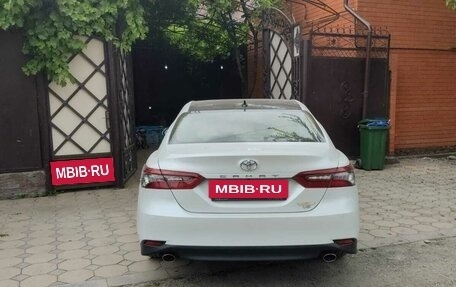 Toyota Camry, 2022 год, 5 000 000 рублей, 1 фотография