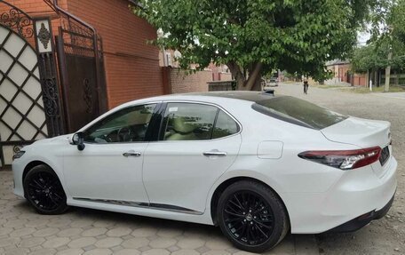 Toyota Camry, 2022 год, 5 000 000 рублей, 5 фотография