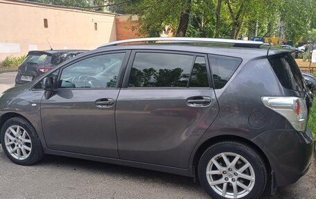 Toyota Verso I, 2012 год, 1 200 000 рублей, 4 фотография