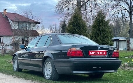 BMW 7 серия, 1994 год, 2 000 000 рублей, 7 фотография