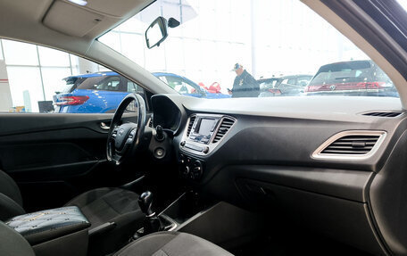 Hyundai Solaris II рестайлинг, 2019 год, 1 220 000 рублей, 11 фотография