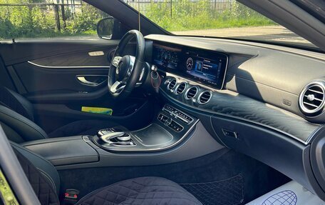 Mercedes-Benz E-Класс, 2019 год, 4 400 000 рублей, 12 фотография