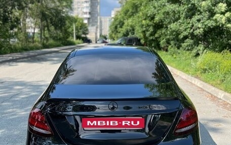 Mercedes-Benz E-Класс, 2019 год, 4 400 000 рублей, 6 фотография