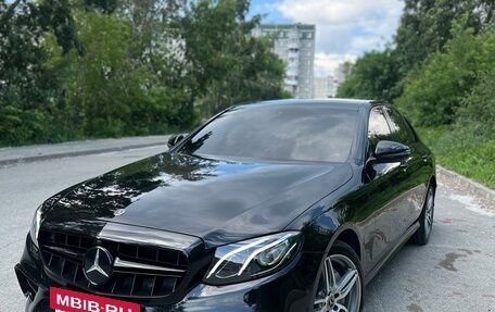 Mercedes-Benz E-Класс, 2019 год, 4 400 000 рублей, 7 фотография