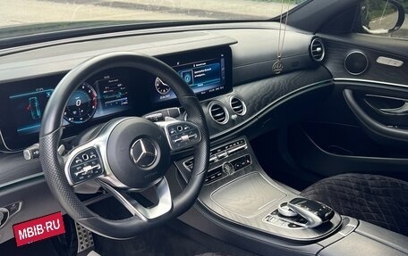 Mercedes-Benz E-Класс, 2019 год, 4 400 000 рублей, 13 фотография