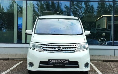 Nissan Serena IV, 2010 год, 1 100 000 рублей, 2 фотография