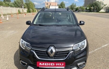 Renault Sandero II рестайлинг, 2020 год, 1 350 000 рублей, 3 фотография