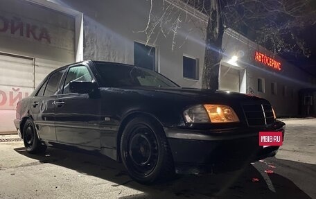 Mercedes-Benz C-Класс, 1997 год, 300 000 рублей, 4 фотография