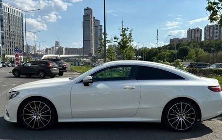 Mercedes-Benz E-Класс, 2019 год, 4 300 000 рублей, 4 фотография