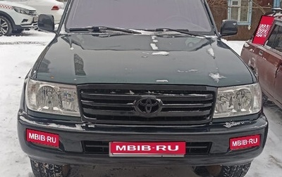 Toyota Land Cruiser 100 рестайлинг 2, 2005 год, 2 080 000 рублей, 1 фотография