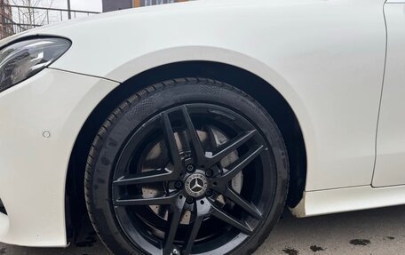 Mercedes-Benz E-Класс, 2019 год, 4 300 000 рублей, 12 фотография