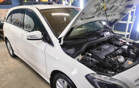 Mercedes-Benz B-Класс, 2013 год, 1 800 000 рублей, 27 фотография