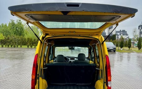 Renault Kangoo II рестайлинг, 2004 год, 330 000 рублей, 13 фотография
