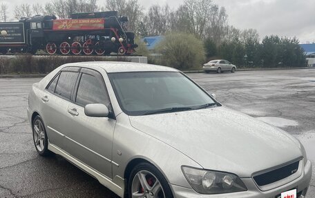 Toyota Altezza, 2001 год, 810 000 рублей, 3 фотография