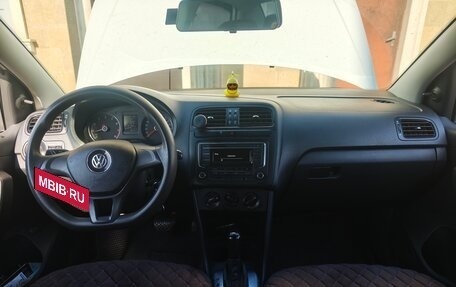 Volkswagen Polo VI (EU Market), 2018 год, 1 050 000 рублей, 10 фотография