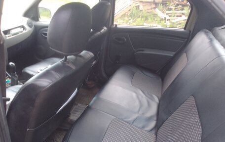 Renault Logan I, 2010 год, 280 000 рублей, 7 фотография