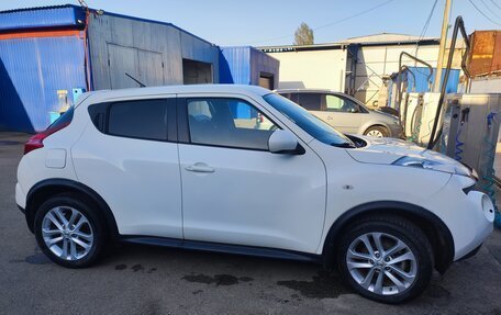 Nissan Juke II, 2011 год, 1 050 000 рублей, 11 фотография