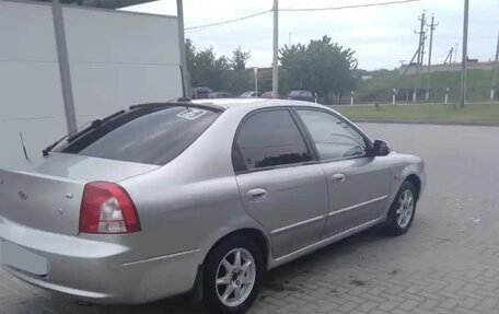 KIA Shuma II, 2003 год, 300 000 рублей, 3 фотография