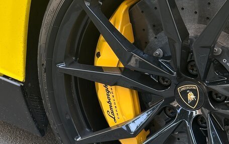 Lamborghini Aventador I рестайлинг, 2013 год, 29 500 000 рублей, 11 фотография