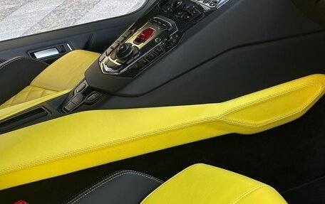 Lamborghini Aventador I рестайлинг, 2013 год, 29 500 000 рублей, 15 фотография
