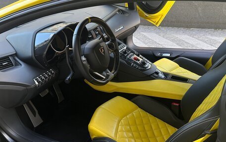 Lamborghini Aventador I рестайлинг, 2013 год, 29 500 000 рублей, 20 фотография