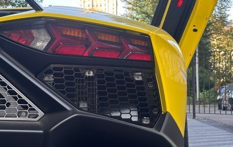 Lamborghini Aventador I рестайлинг, 2013 год, 29 500 000 рублей, 17 фотография