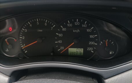 Ford Focus IV, 2004 год, 220 000 рублей, 4 фотография