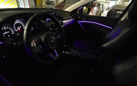 Mazda 6, 2018 год, 2 047 000 рублей, 17 фотография
