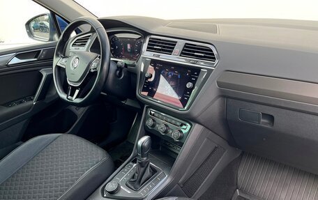 Volkswagen Tiguan II, 2018 год, 2 498 500 рублей, 8 фотография